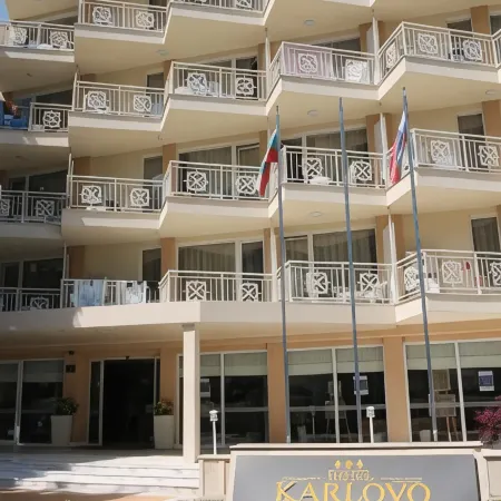 Karlovo Hotel