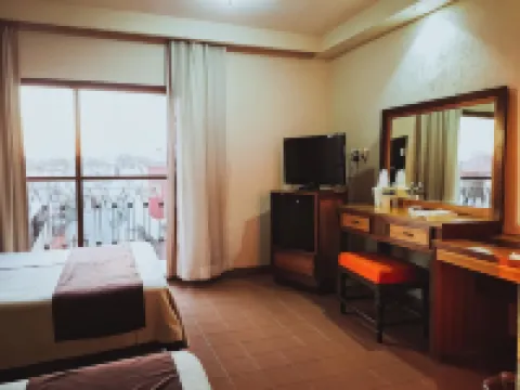 Hotel Plaza Independencia โรงแรมในบียาเอร์โมซา