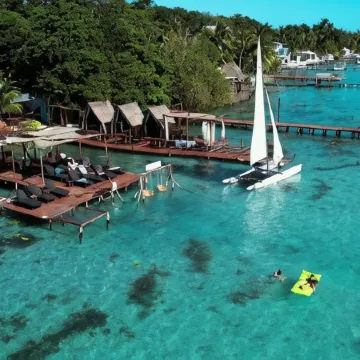El Búho Lagoon Bacalar