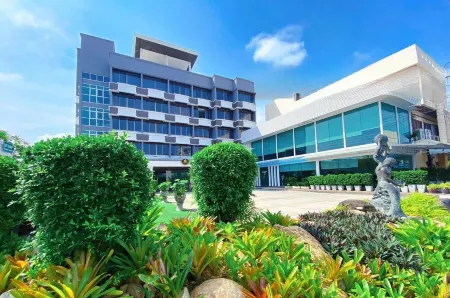 The Singora Hotel Отели рядом с достопримечательностью «Wat Bo Thong»