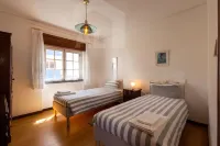 Casa do Pedro by Acasadascasas