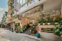 Silk Flower Hotel & Spa