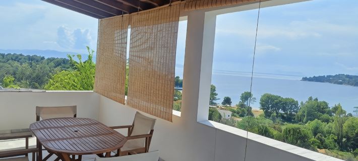 Villa Kavourakia Hotele w: Skiathos