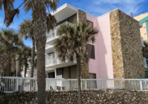 Flamingo Inn Beachfront - Daytona Beach ビーチストリート周辺のホテル