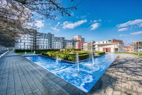 Cotels at the Hub Serviced Apartments, Superfast Broadband, Central Location, Free Parking