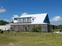 The BNB on Triggerfish Close to the airport Hotels in 