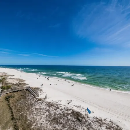 Seaside Beach & Racquet Condos
