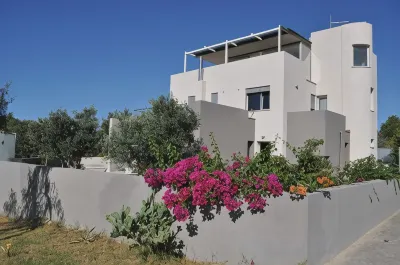 Art House Margine Rosso Hotel in zona Nuraghe Is Meris