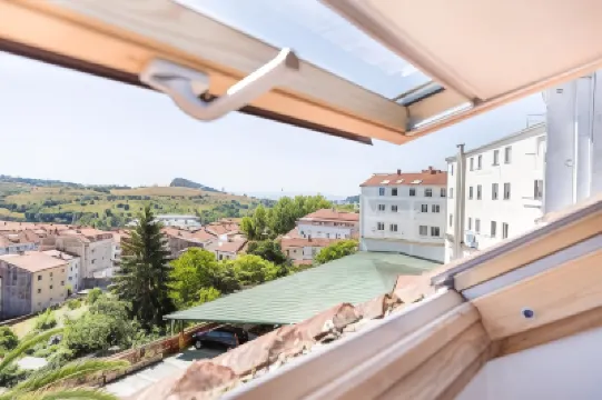 Stellae Luscofusco Hotels near Santiago de Compostela Railway Station