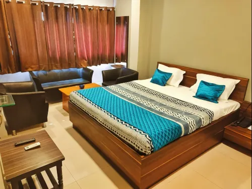 Hotel Dhruva-Solapur Pet Friendly - バー