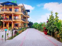 Hotel National Park Sauraha- Homely Stay and Peaceful Location with Jungle Safari Arrangements Hotels in Sauraha