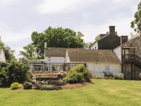 Belle Air Mansion and Inn Hotels near The Hermitage