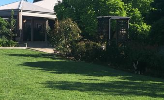 Barklysuites Apartments - Housity