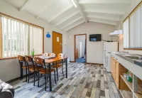 Havana Villas Hotels in Emu Point