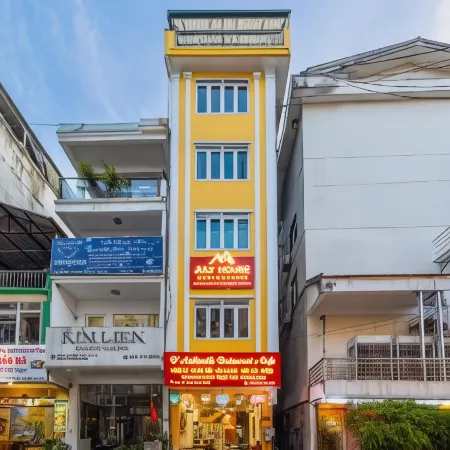 July House Central Sapa