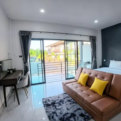 Hillside Premium Hotel Hotels near Central Surat Thani