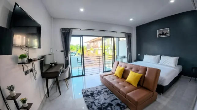 Hillside Premium Hotel Hotels near Surat Thani Train Station