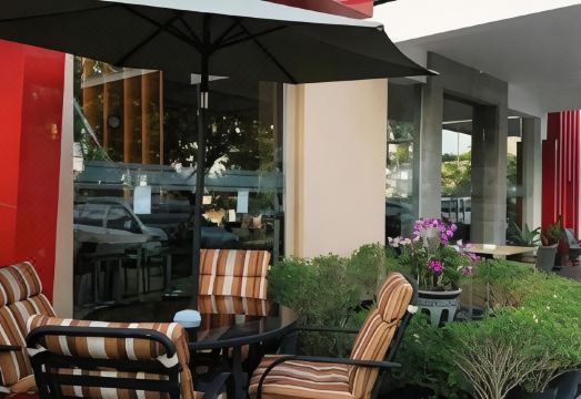 4. 수미 호텔 수라..