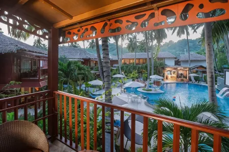 Coral Reef Resort & Spa, Havelock Отели рядом с достопримечательностью «Суорадж Дуип»