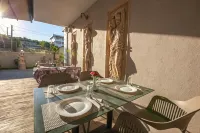Class Hotel - Desayuno