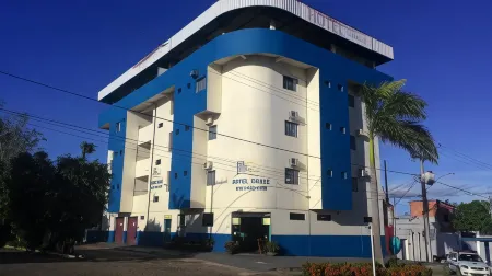 Hotel Chalé Ji-Parana Отели в г. Жи-Парана