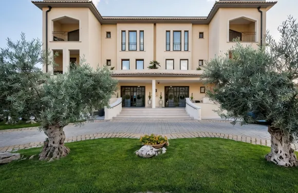 法比亞諾宮殿貝斯特韋斯特精品別墅酒店