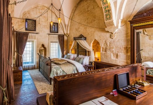 Mardius Tarihi Konak - Housity