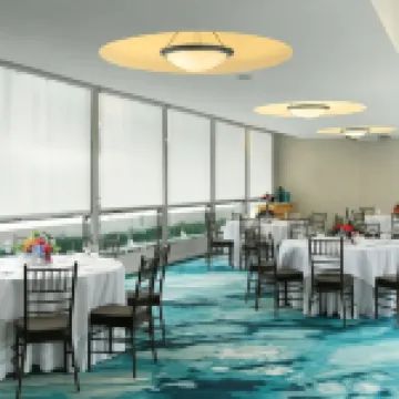 โรงแรมเดอะเบลามาร์ แมนฮัตตันบีช เทเพสทรี บายฮิลตัน