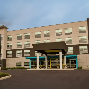 Tru by Hilton Columbus Airport