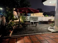 Regol Guest House 5Br Bandung - 2-Star
