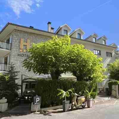 堪塔帕飯店 Hotel Exterior