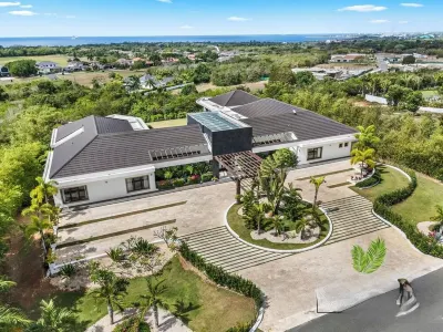 Spacious luxury villa with 6 bedrooms and WiFi, fitness room Casa de Campo D.R. Отели в г. 