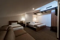 Bass Boutique Hotel - Parvekkeita