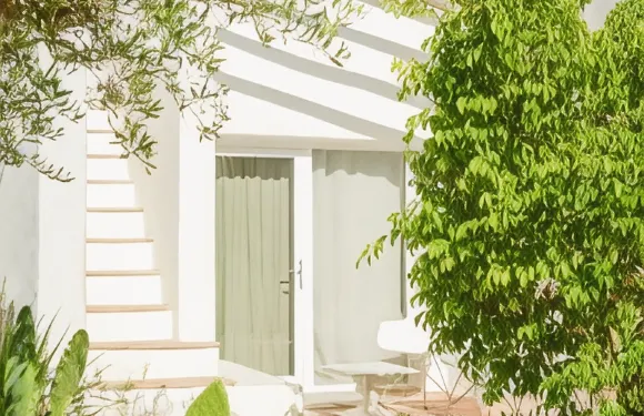 阿連特茹市的入口的一間房子客棧