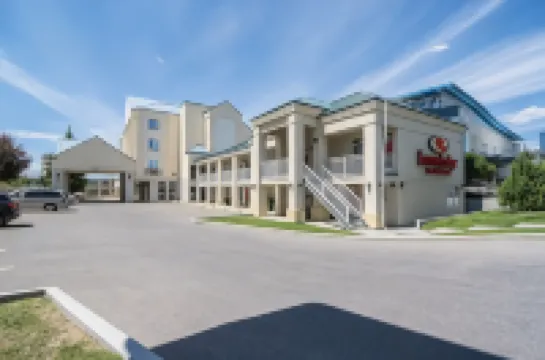 エコノ ロッジ イン & スイーツ ユニバーシティ