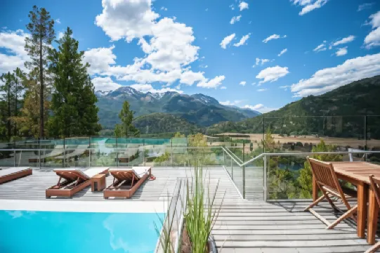 ウマン ロッジ のホテル