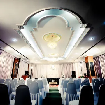 River Hotel The Budget