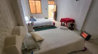 Hostal Beds of Salt GA