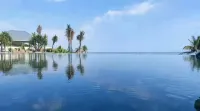 Sky Land Seaview Apartment