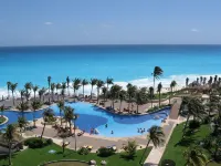 The Pyramid Cancun by Oasis - All Inclusive Hotels near Mayan Museum