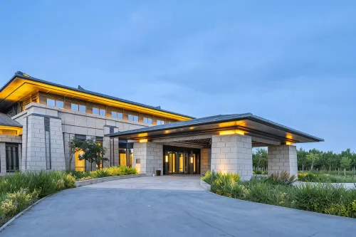 Dunhuang International Hotel - Airport Shuttle