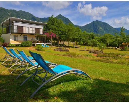 May l Dulan View Bed and Breakfast โรงแรมใกล้มูนไลท์ อินน์