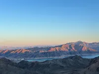 Joshua Tree Retreat Near Grand Canyon West • Sunset Views & Stargazing - Wifi