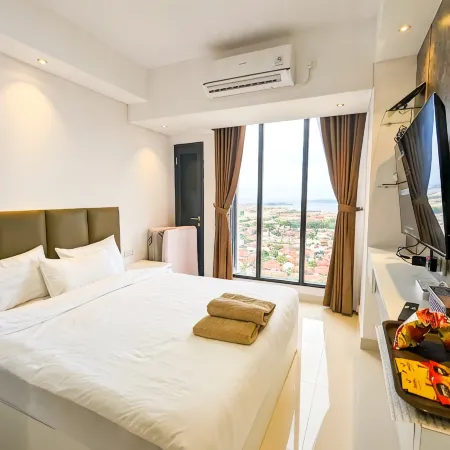 S&D 2103 studio for 3 pax w/ netflix, pool, gym @Pollux