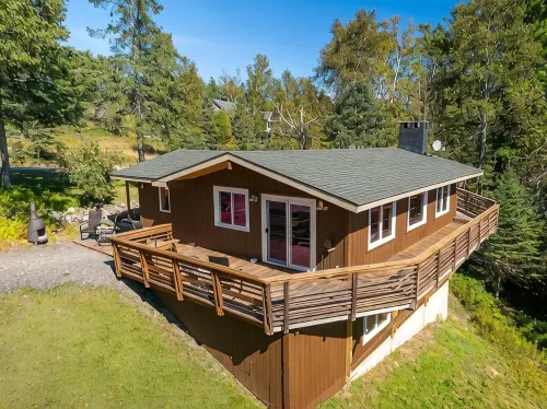 Rangeley Lake House with lake access & views, Saddleback 15min, outdoor paradise