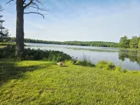 Sandy Lake Retreat Charming 2-bedroom cabin with WiFi, AC steps from the lake! - Hytter