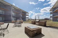 Charming 2-bedroom/2 bath apartment with spa & fitness room amenities in Mankato - Gym