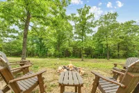 Branson Tiny Home on 52 Acres w/ Private Stocked Pond 1/4 mile hike from home!