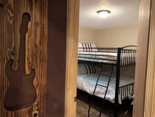Poconos Top Rated Resort - Saw Creek Estates