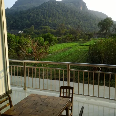 Lingchuan Maozhou Island No. 35 Leisure Farmstay